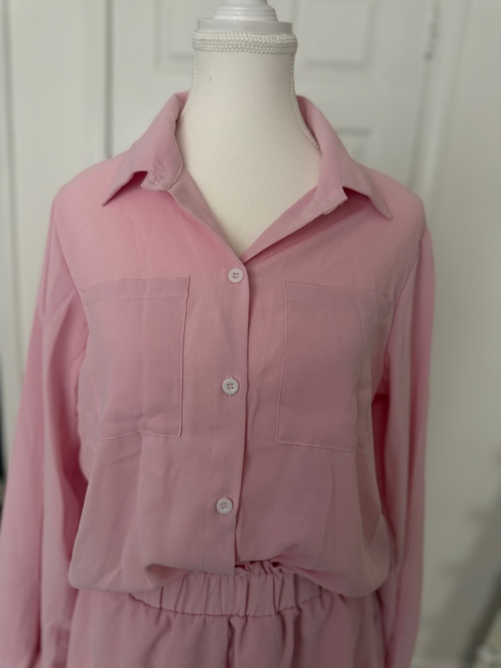 SHEIN Pink Two Piece Set – Button Down Shirt & Shorts | Size M - Picture 3 of 6